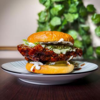 Gochujang Burger con Patatas