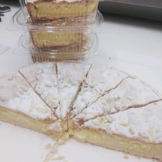 Torta della nonna