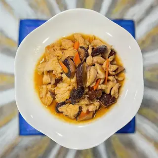 519 Pollo Con Champiñones Chinos