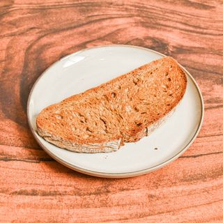 Pan de masa madre con semillas