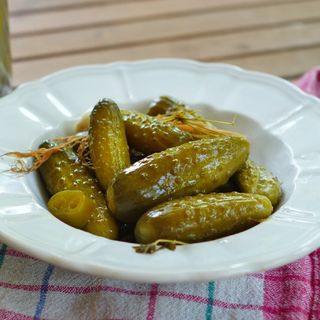 Salata de castraveti la otet