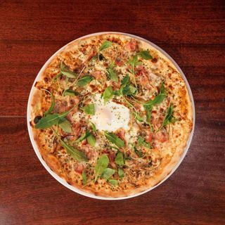 Pizza A La Fantasía (Mediano)