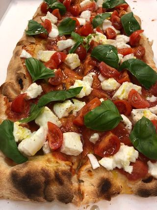 Pizza Bufalina (33 Cm.)