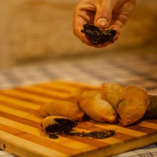 Empanadilla De Choco Na Súa Tinta