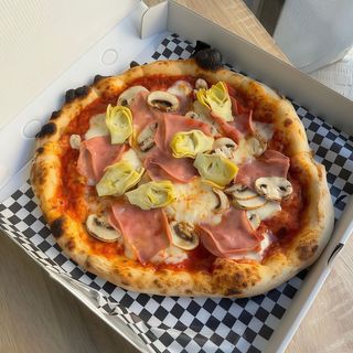 Pizza caprichosa