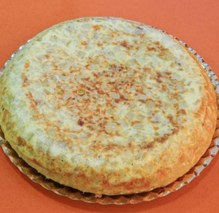 Tortilla De Patatas Con Cebolla (1.5 kg.)