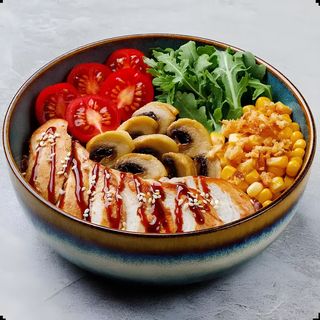 Боул з куркою гриль і кіноа 275/30г.