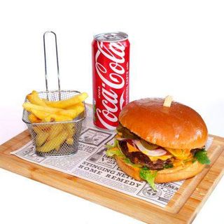 Meksički burger + Coca Cola 0.33l
