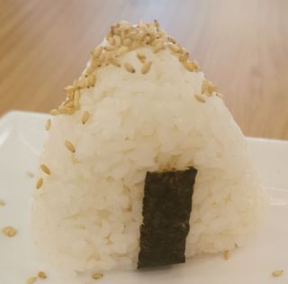 171  onigiri salmon