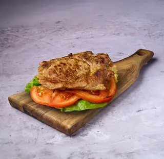 Marinirani svinjski vrat 1kg