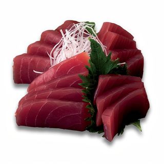 Sashimi Salmón (3 Uds.) Con Atún (3 Uds.) Y Pez Mantequilla (3 Uds.)