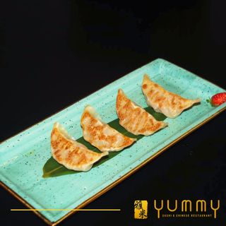 A31. Ravioli con carne alla piastra*