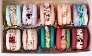 Макарон коробочка (10шт)