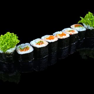 Spicy kunsei hosomaki