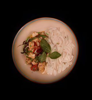 37 Thai Tofu Con Pollo