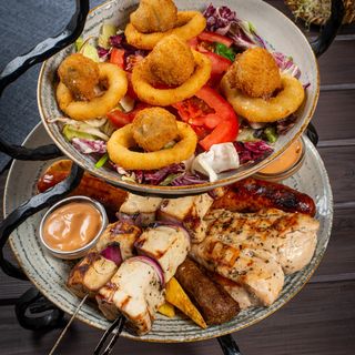 Mix de Pui si Curcan la gratar, pentru 2 pers 1400gg