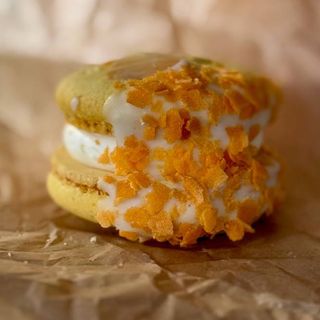 Макарон цитрус-манго