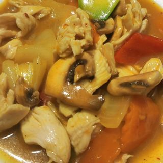 57-Pollo Con Salsa Curry