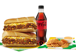 Zestaw Sandwicz  30 cm + duża porcja frytek waflowych + napój