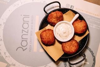 Crocchette di baccalà con maionese al dragoncello