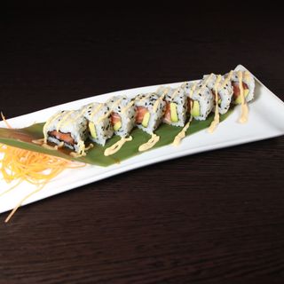 152. Uramaki spicy sake