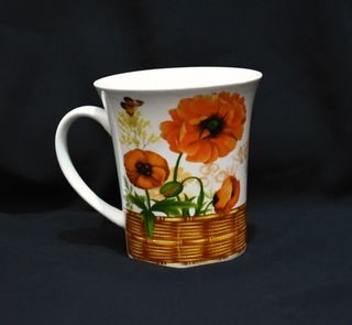 Cana pentru ceai cu imprimeu floral