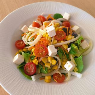 Ensalada De Rulo De Cabra