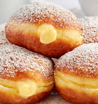 Krapfen crema chantilly