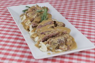 Brasato con cremoso de patata