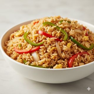 Arroz Frito Con Pimientos Y Cebollas