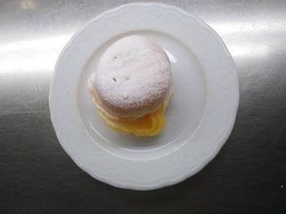 Bola de Berlin Creme Pasteleiro