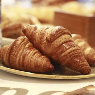 Croissant de mantequilla