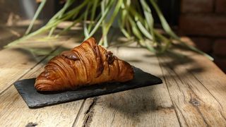 შოკოლადის კრუასანი