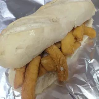 Bocata de calamares lechuga y alioli