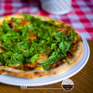 Pizza z kozim serem i suszonymi pomidorami 30 cm