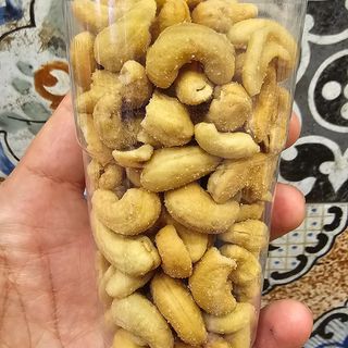 Bicchiere di anacardi 