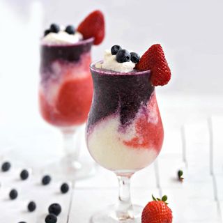 Mocktail Berry Colada