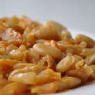 Боб с кисело зеле (350г)