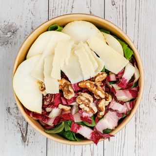 Insalata N 6. Radicchio, Songino, Pere, Noci, Parmigiano