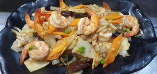 Gambas com Bambu e Cogumelos