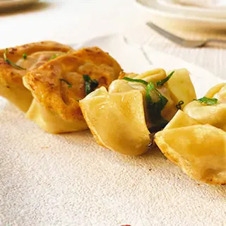 Wantón Shanghainés Grande A La Plancha (4 uds.)