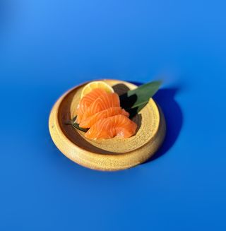 Sashimi salmon