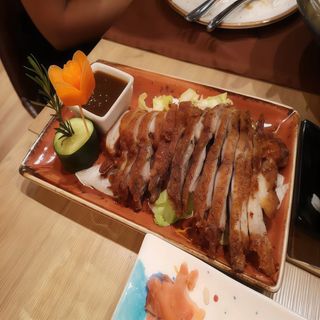 Pato asado con salsa tamarindo