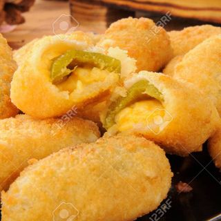 Jalapeños /Bredered jalapeño peppers