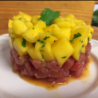 191. Tartar De Salmón Y Mango