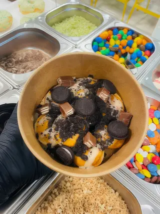 Mini Pancake Kit Kat Oreo & White Chocolate (8 Uds.)
