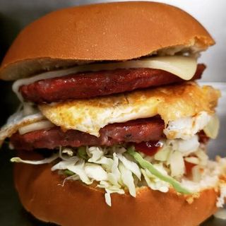 Hamburguesa Doble Me Supo