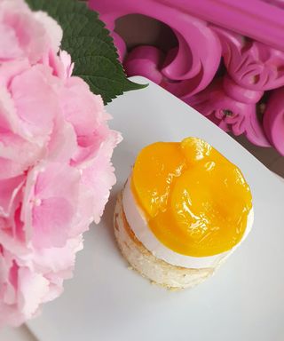 Prajitura cu piersici