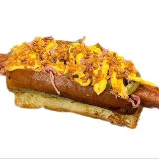 Хот-дог томленою свининою та халапенько