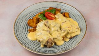 Batak u sosu od pršute i čedar sira